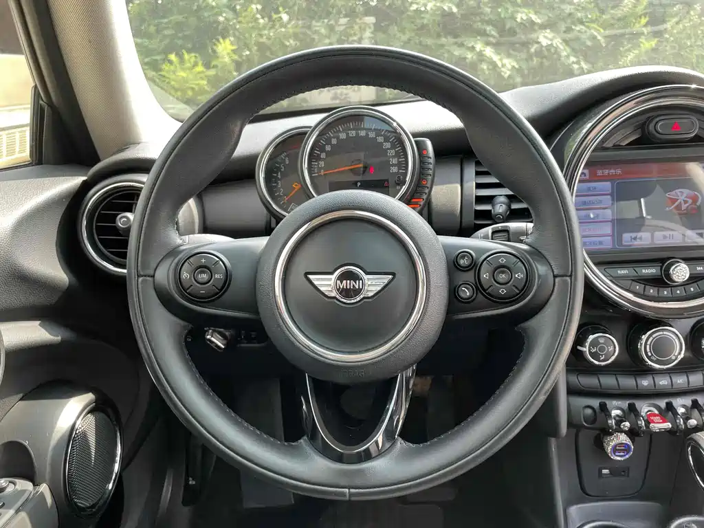 MINI Mini — миниатюра 6