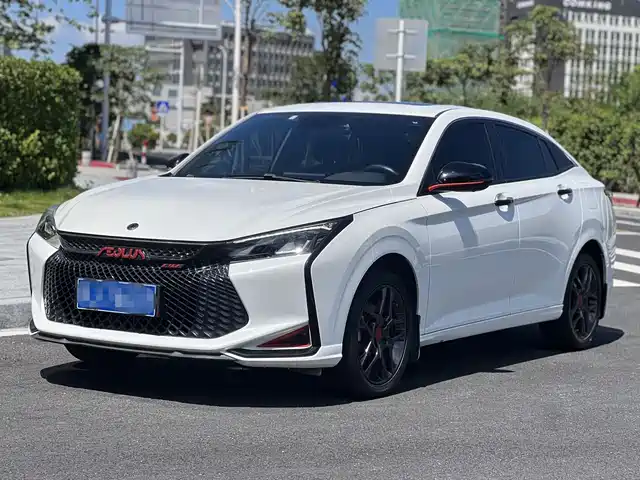DONGFENG YI HYUN 2022