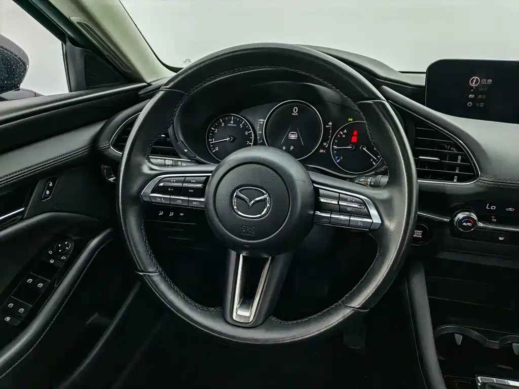 Mazda Mazda3 — фотографии объявления, Фото 14