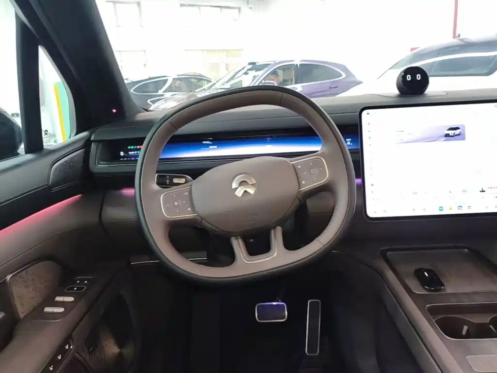 NIO ES8 2026 мест Executive