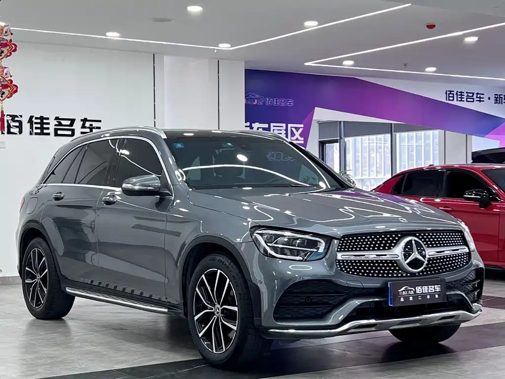 MERCEDES-BENZ GLC