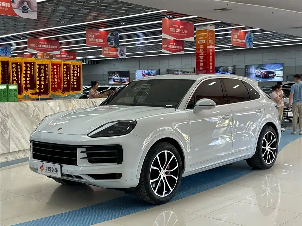 PORSCHE CAYENNE