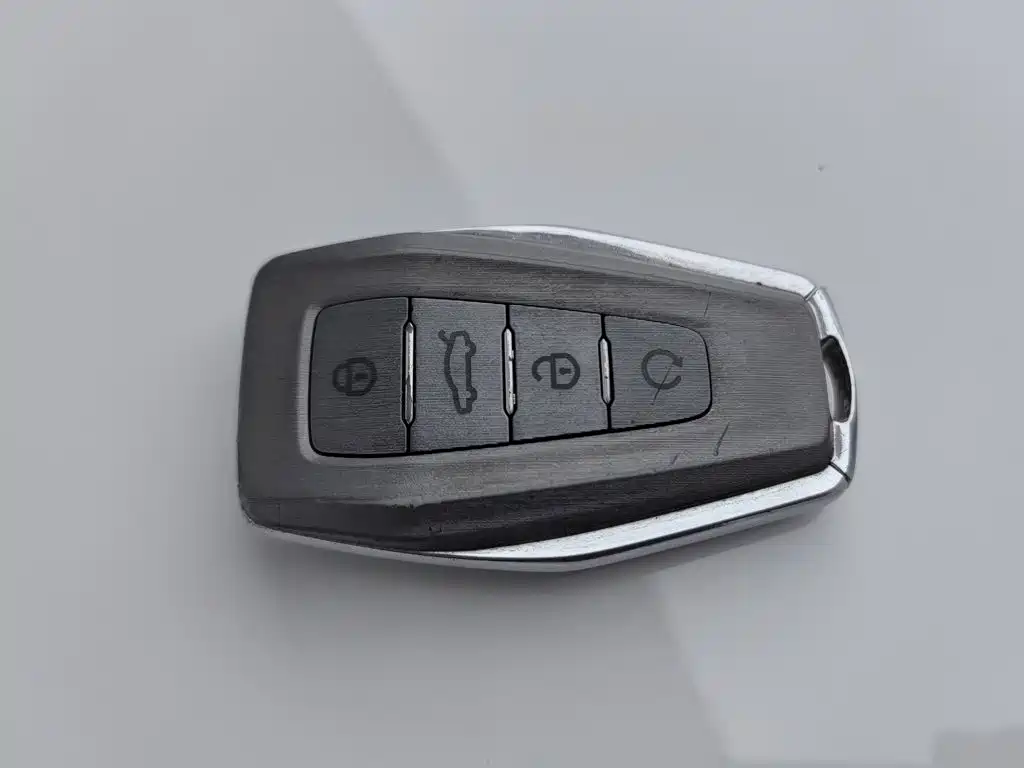 Geely Binyue — миниатюра 19