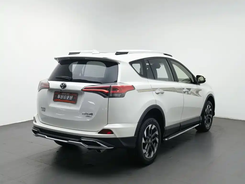 Toyota RAV4 — фотографии объявления, Фото 3