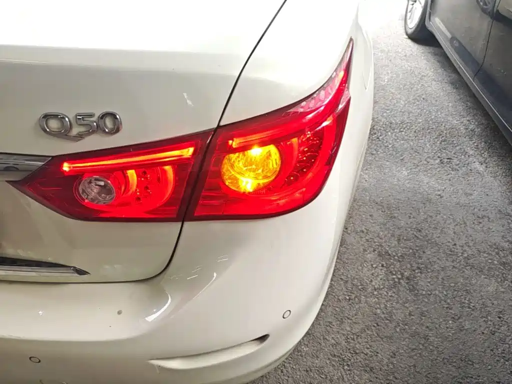 Infiniti Q50 — миниатюра 8