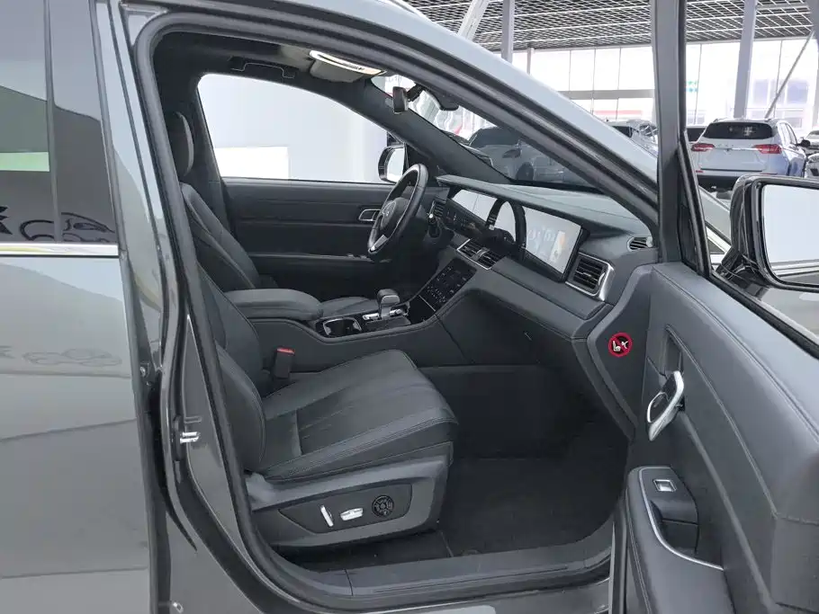 Li Auto Li ONE — миниатюра 8