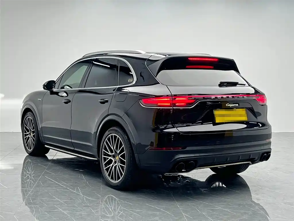 PORSCHE CAYENNE NEW ENERGY