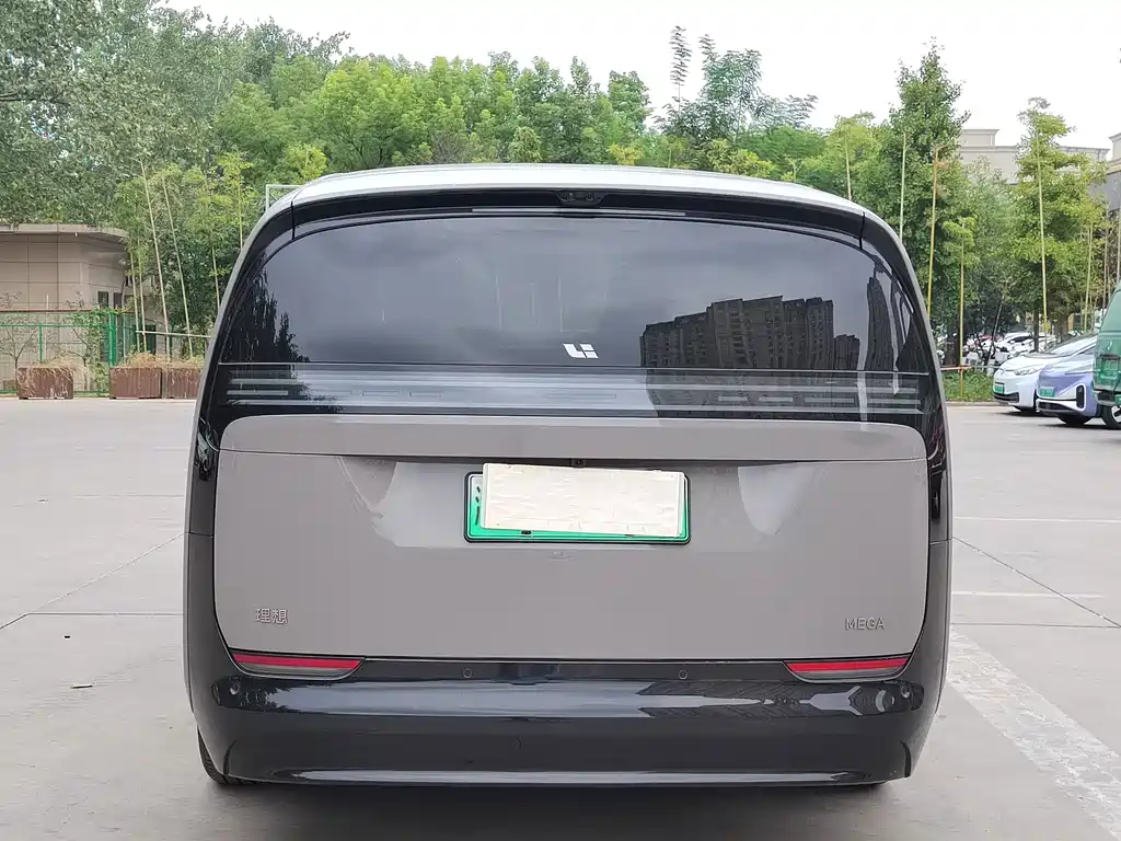 Li Auto Li MEGA — миниатюра 5