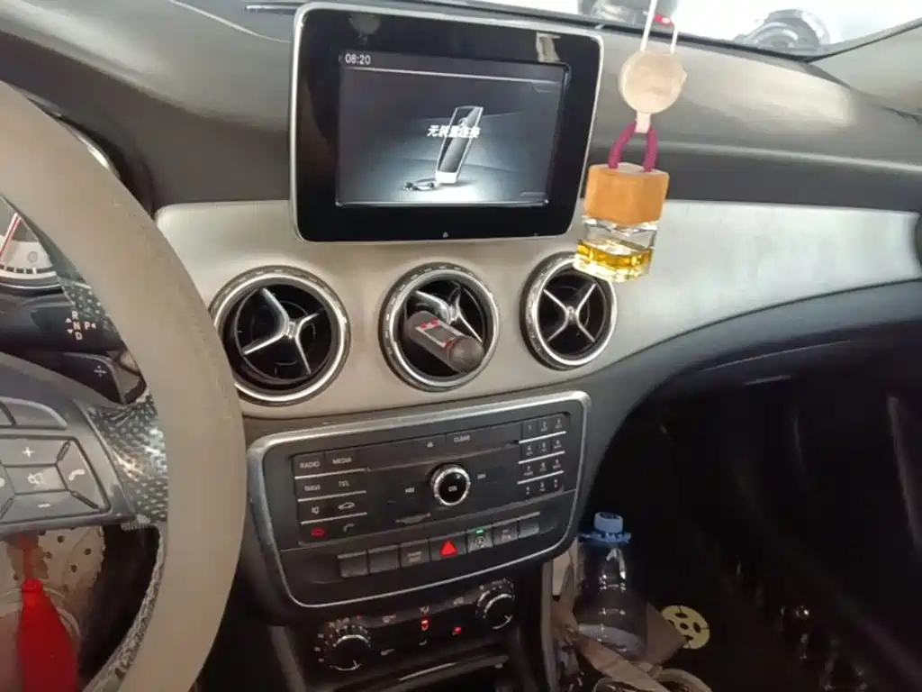 Mercedes-Benz GLA — миниатюра 13