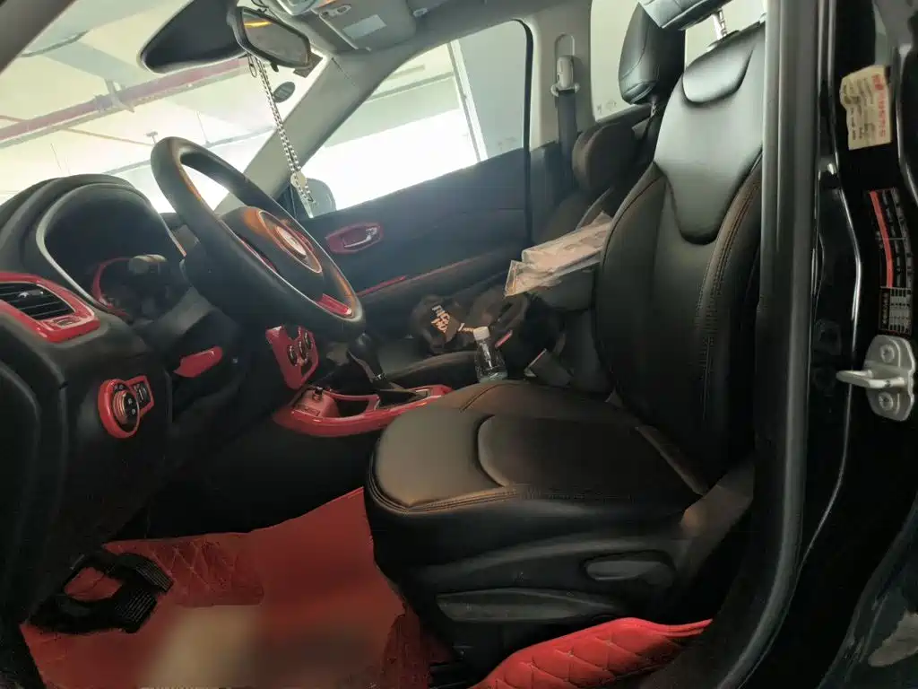Jeep Compass — миниатюра 16