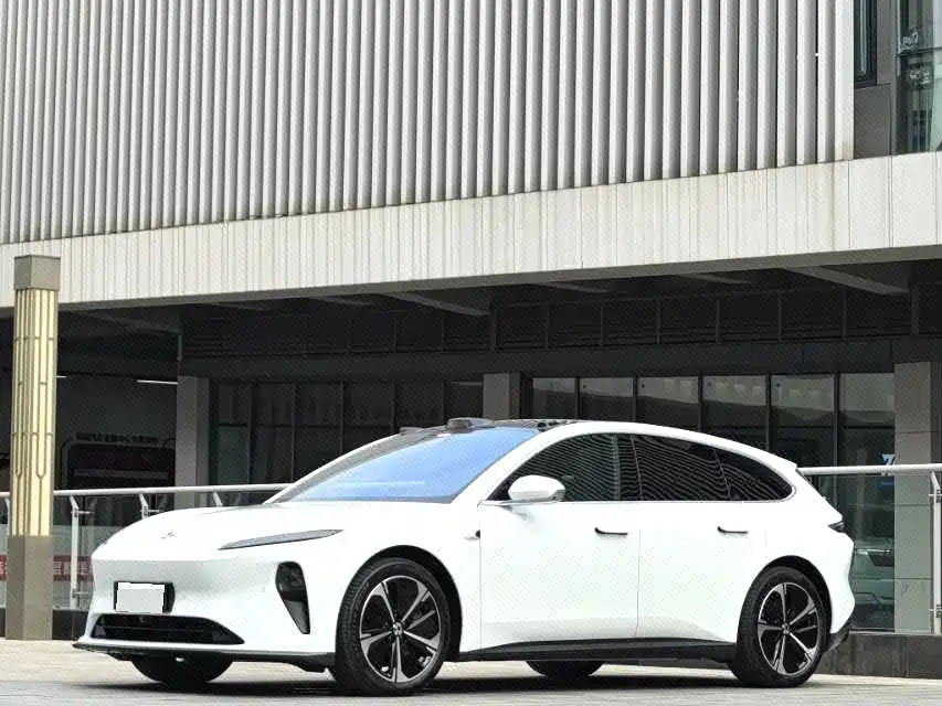 NIO ET5T