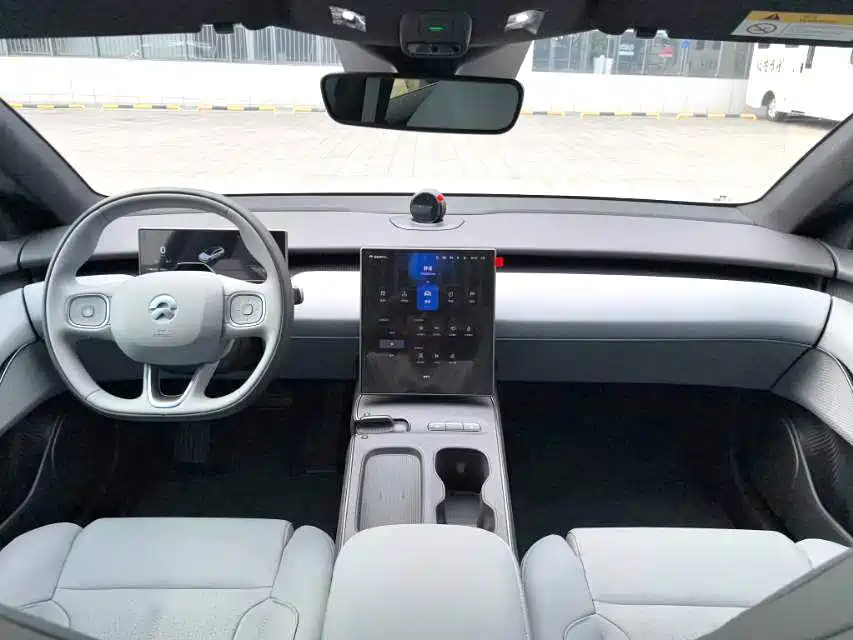 NIO ET5T — миниатюра 7