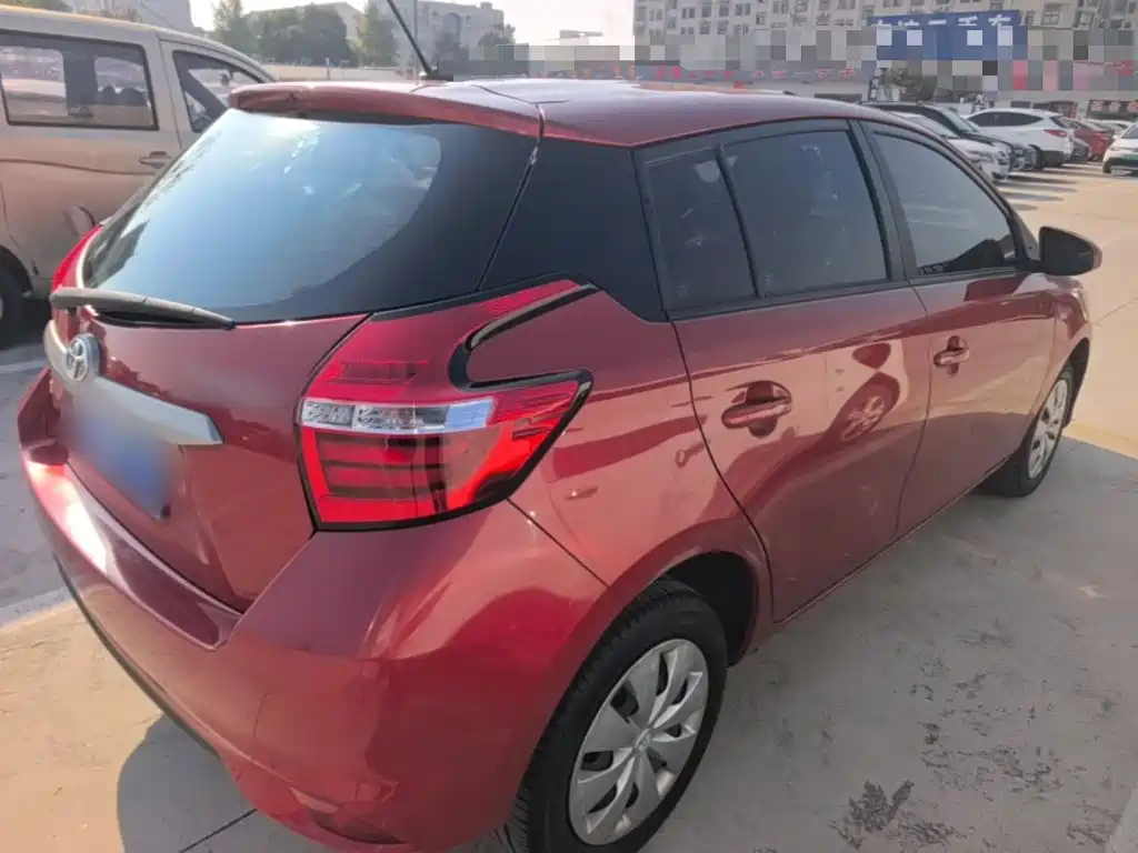 Toyota Yaris L — миниатюра 7