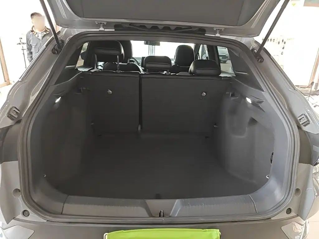 Volkswagen ID.4 Crozz — миниатюра 19