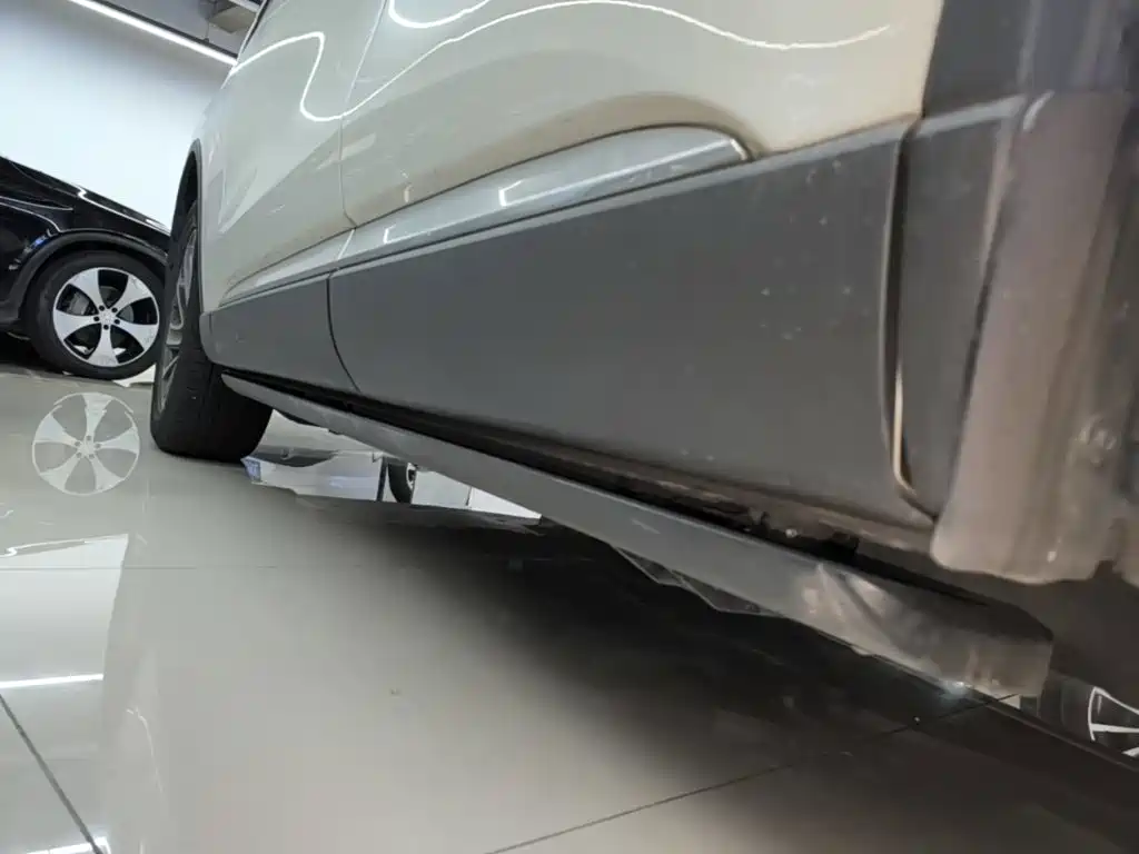 Lincoln Aviator (Import) — миниатюра 22