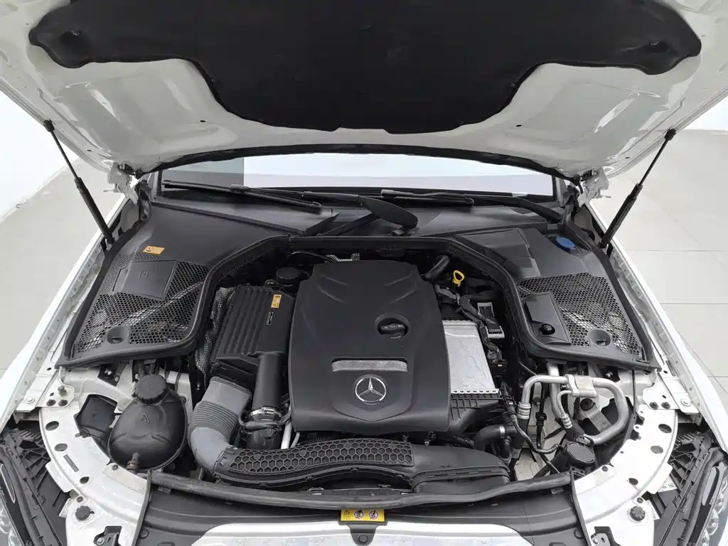 Mercedes-Benz C-Class (Import) — миниатюра 6