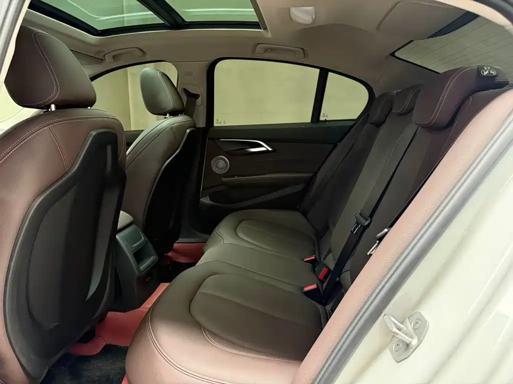 BMW 1 Series — миниатюра 10