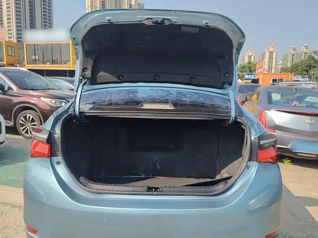 Toyota Corolla — миниатюра 19