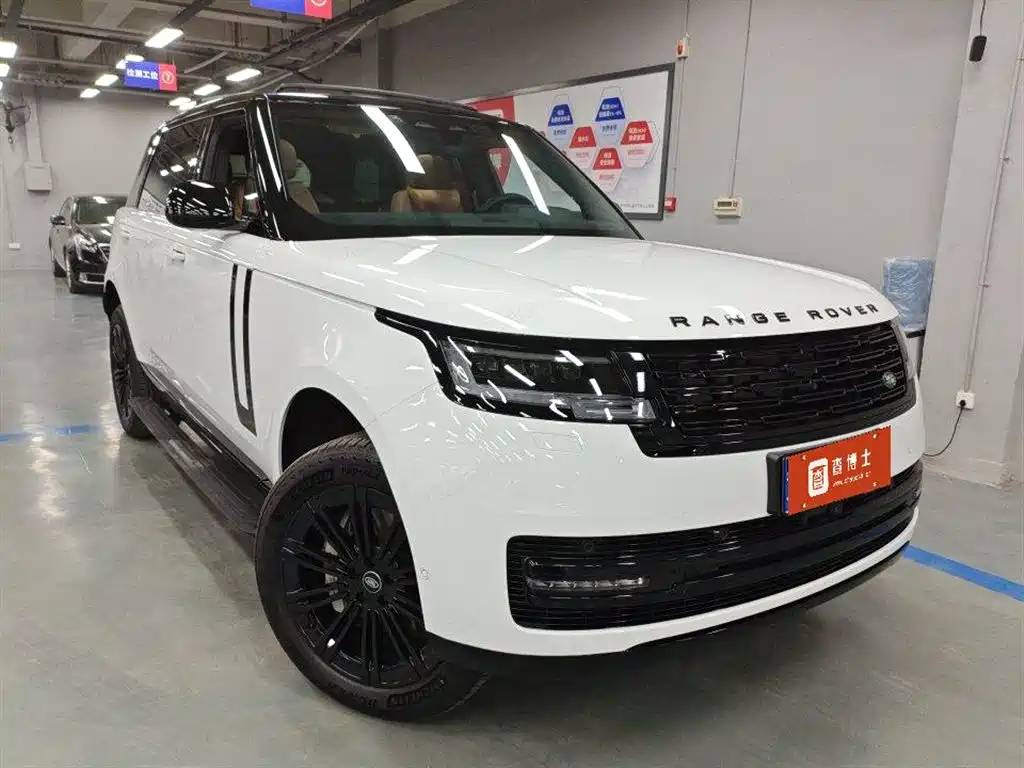 Land Rover Range Rover 2025 3.0 L6 400PS Long Wheelbase