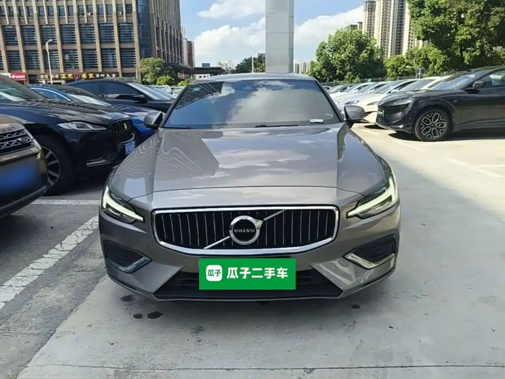 Volvo S60 — миниатюра 3