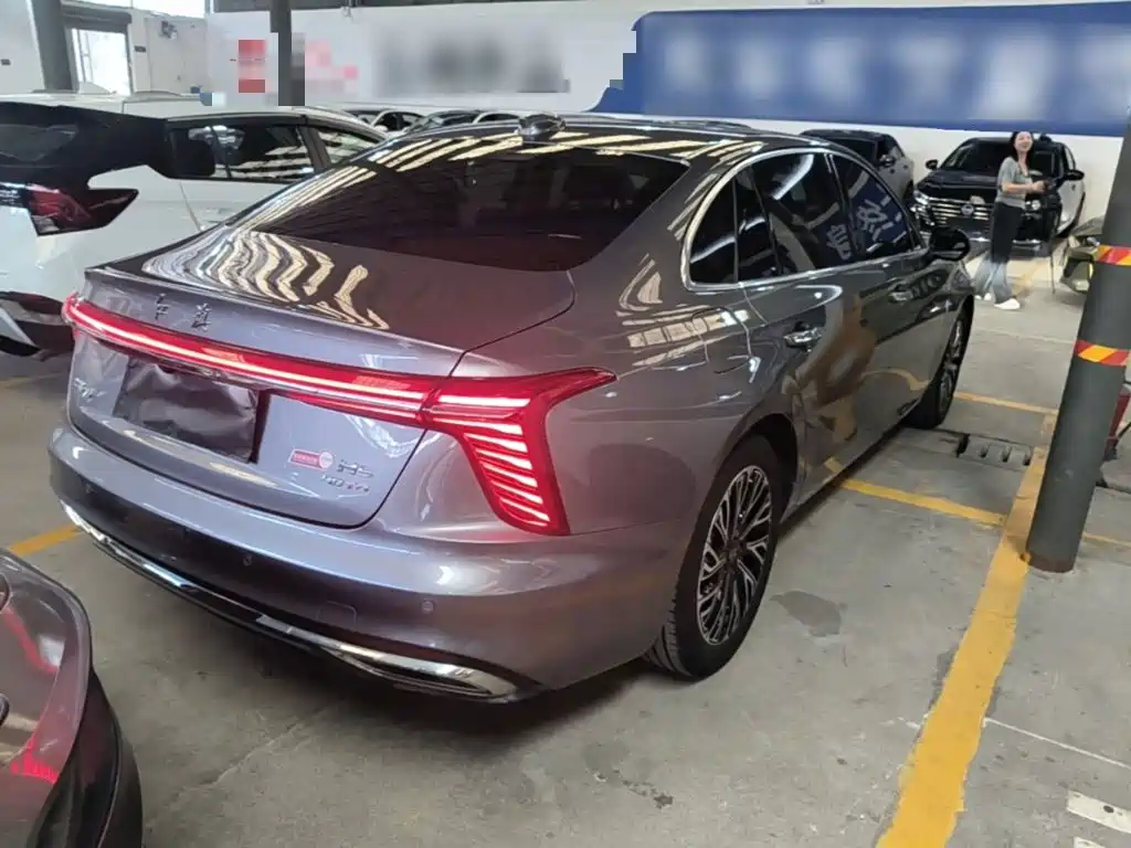 Hongqi Hongqi H5 — миниатюра 7