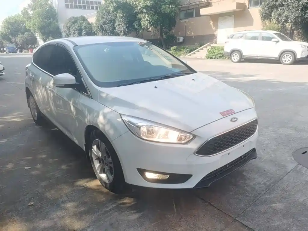 Ford Focus — миниатюра 4