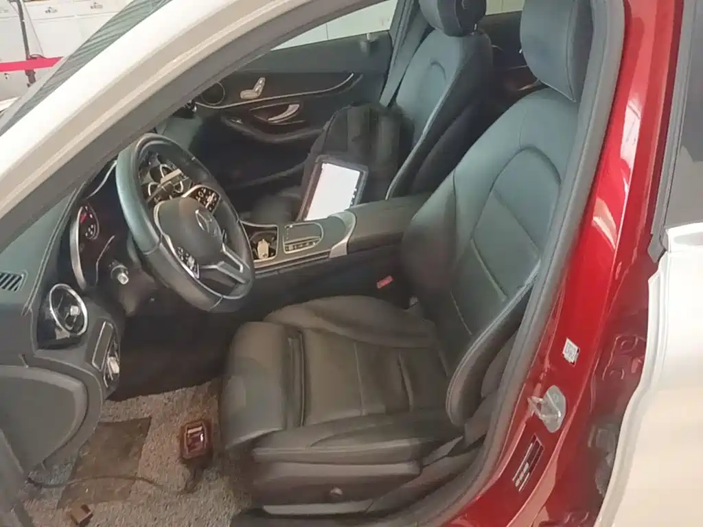 Mercedes-Benz C-Class — миниатюра 15