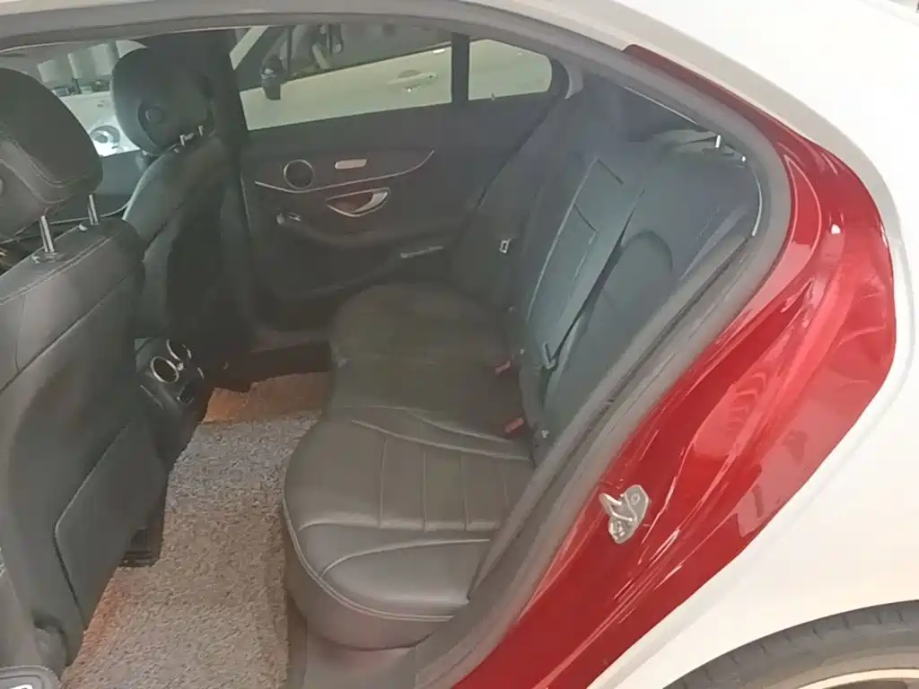 Mercedes-Benz C-Class — миниатюра 17