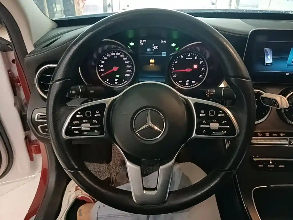 Mercedes-Benz C-Class — миниатюра 11