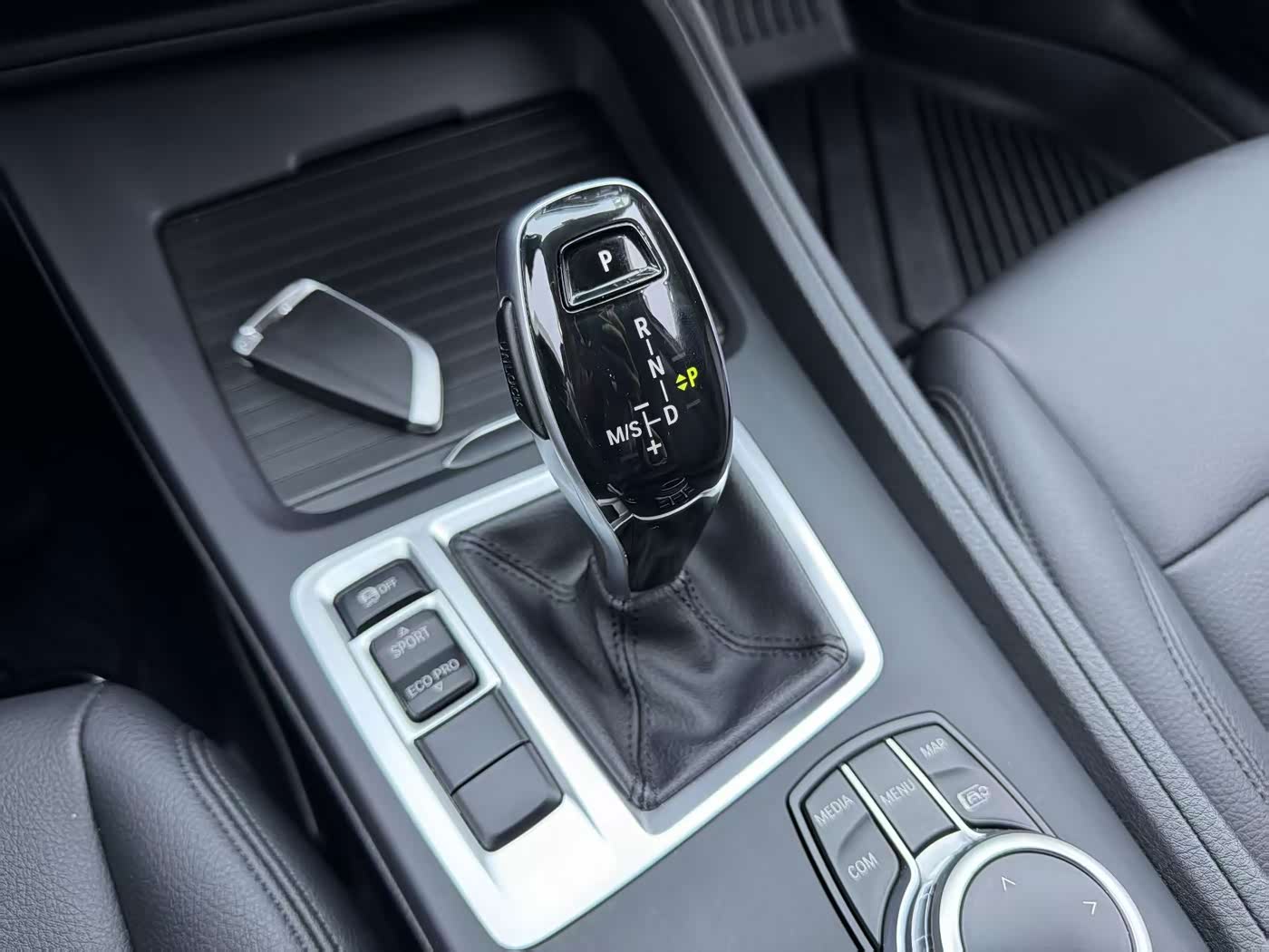 BMW 1 Series 1.5 л 2022 г. Белый, пробег 31000 км