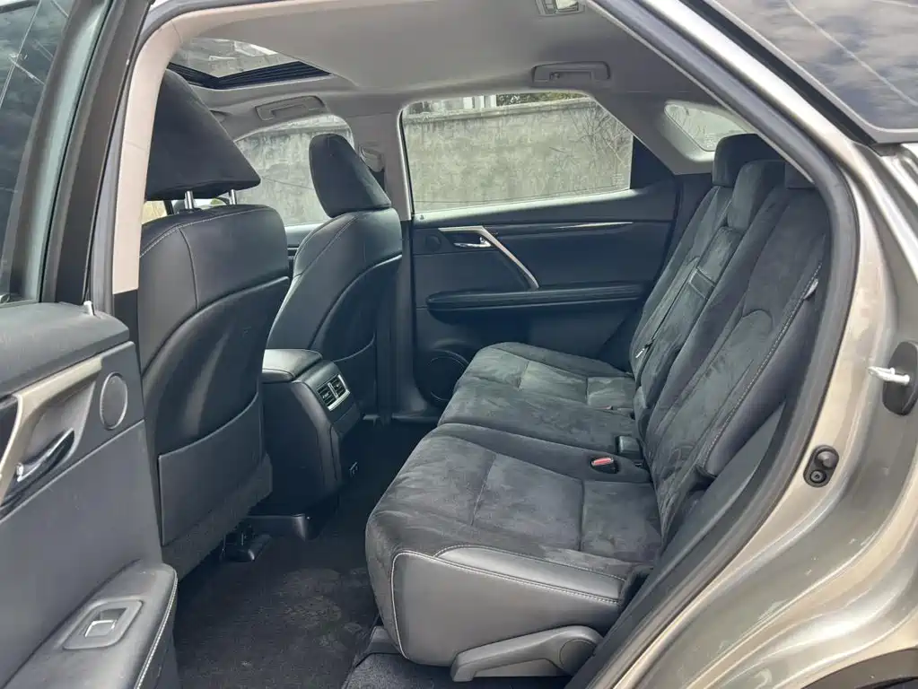 Lexus RX — миниатюра 7