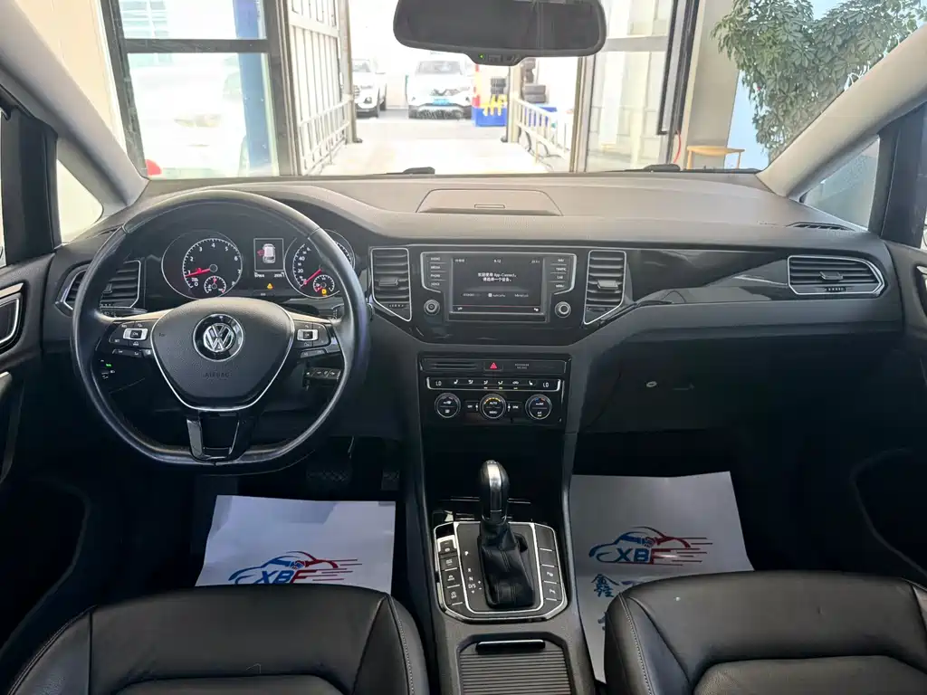 Volkswagen Golf 2015 1.4TSI Sportsvan
