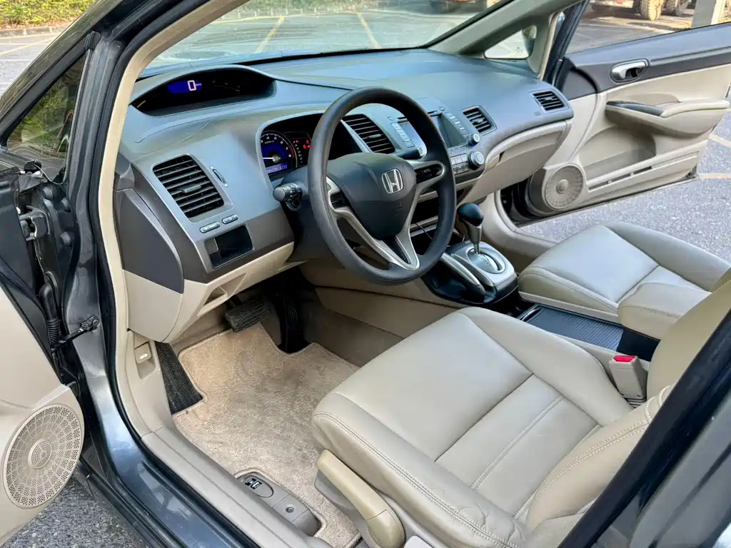 Honda Civic 2009 1.8L AT
