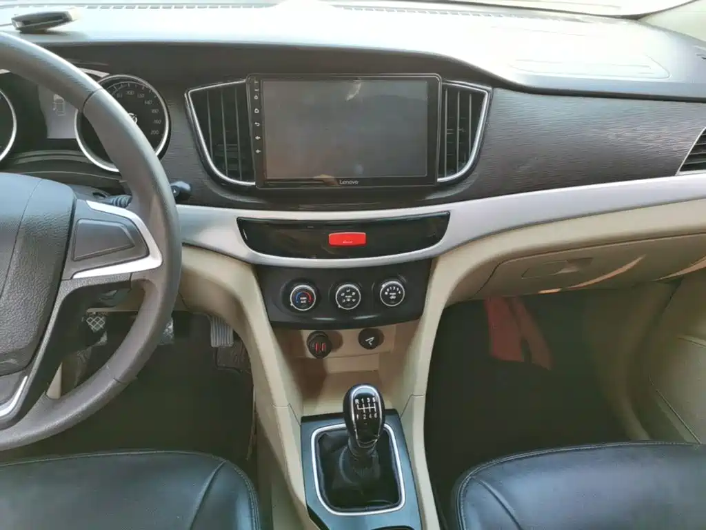 Baojun 730 — миниатюра 13