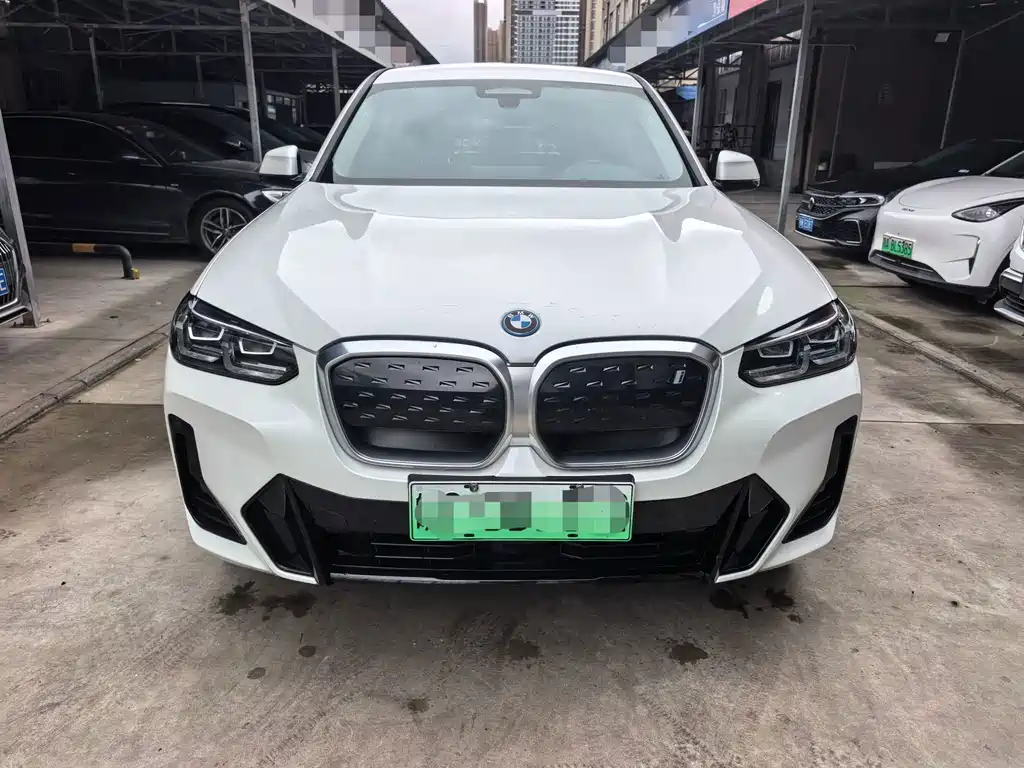 BMW iX3 — миниатюра 2
