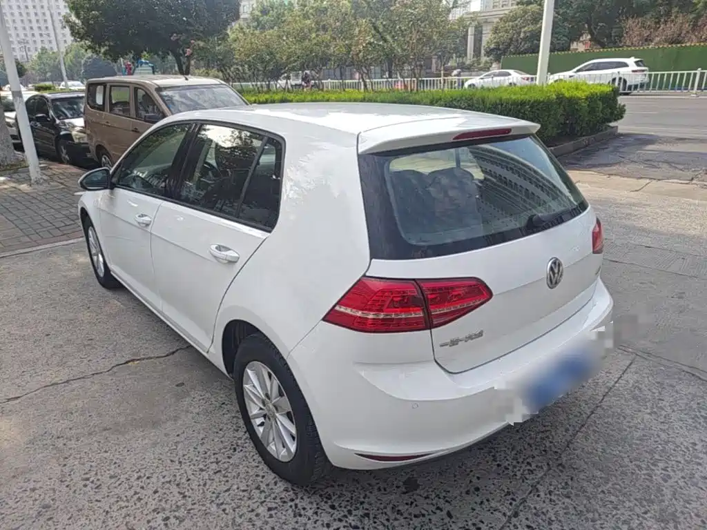 Volkswagen Golf — миниатюра 5