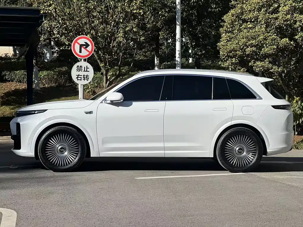 Li Auto IDEAL L7