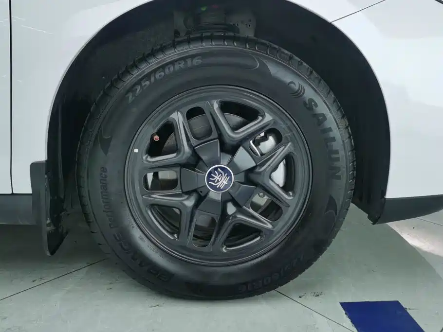 BYD Qin PLUS — миниатюра 6