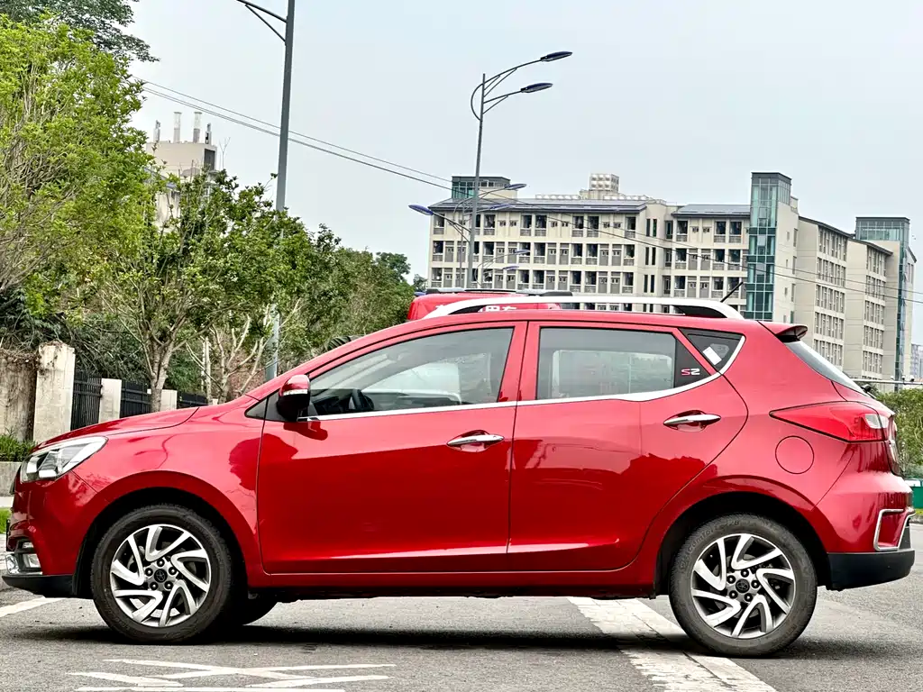 JAC S2 2015 1.5L MT Luxury