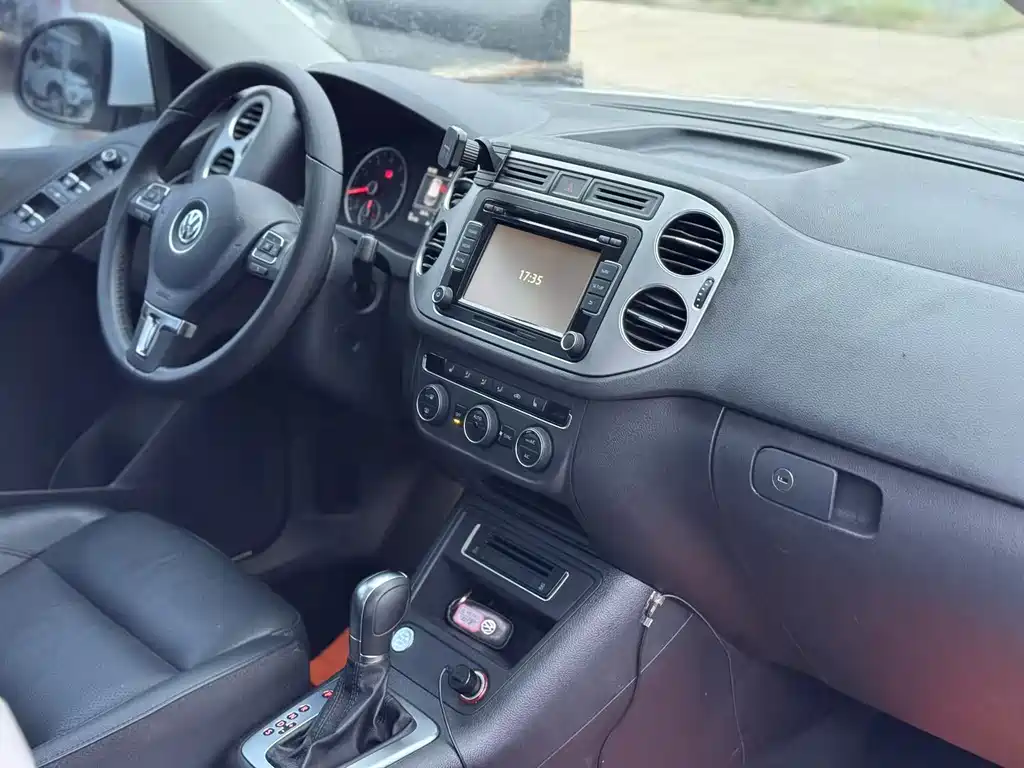 Volkswagen Tiguan — миниатюра 5