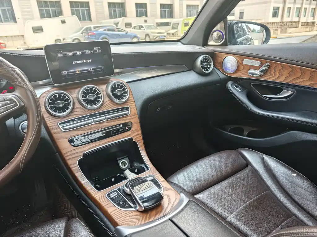 Mercedes-Benz GLC — миниатюра 6