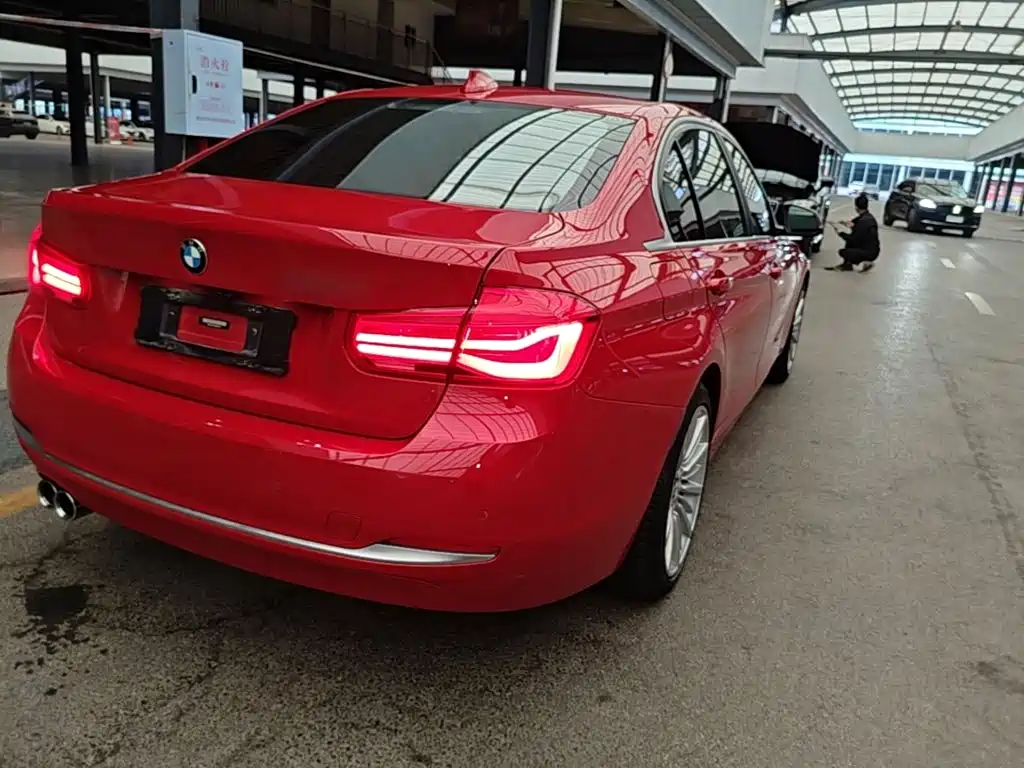 BMW 3 Series — миниатюра 8