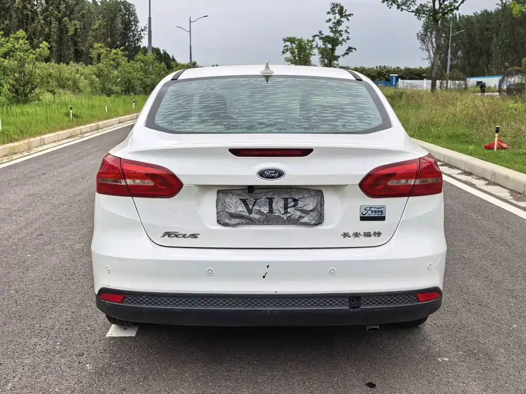 Ford Focus — миниатюра 19