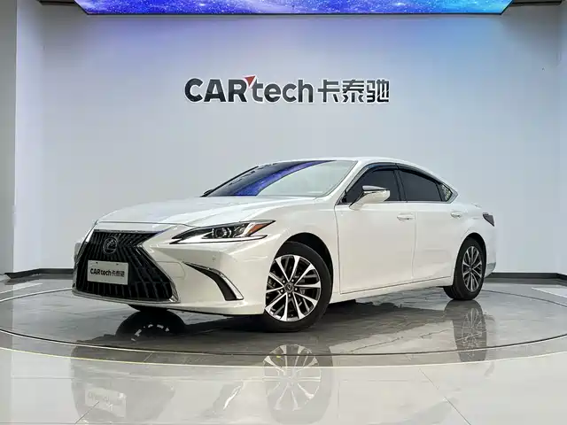 LEXUS ES 2022