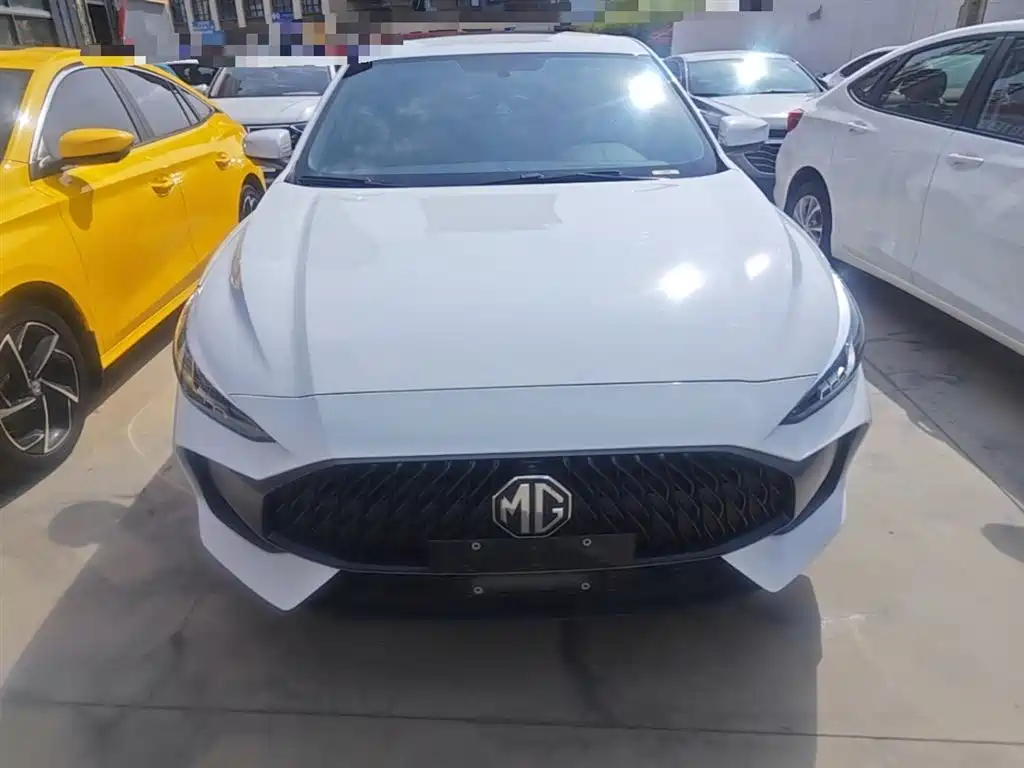 MG 5 2023 180DVVT CVT Luxury