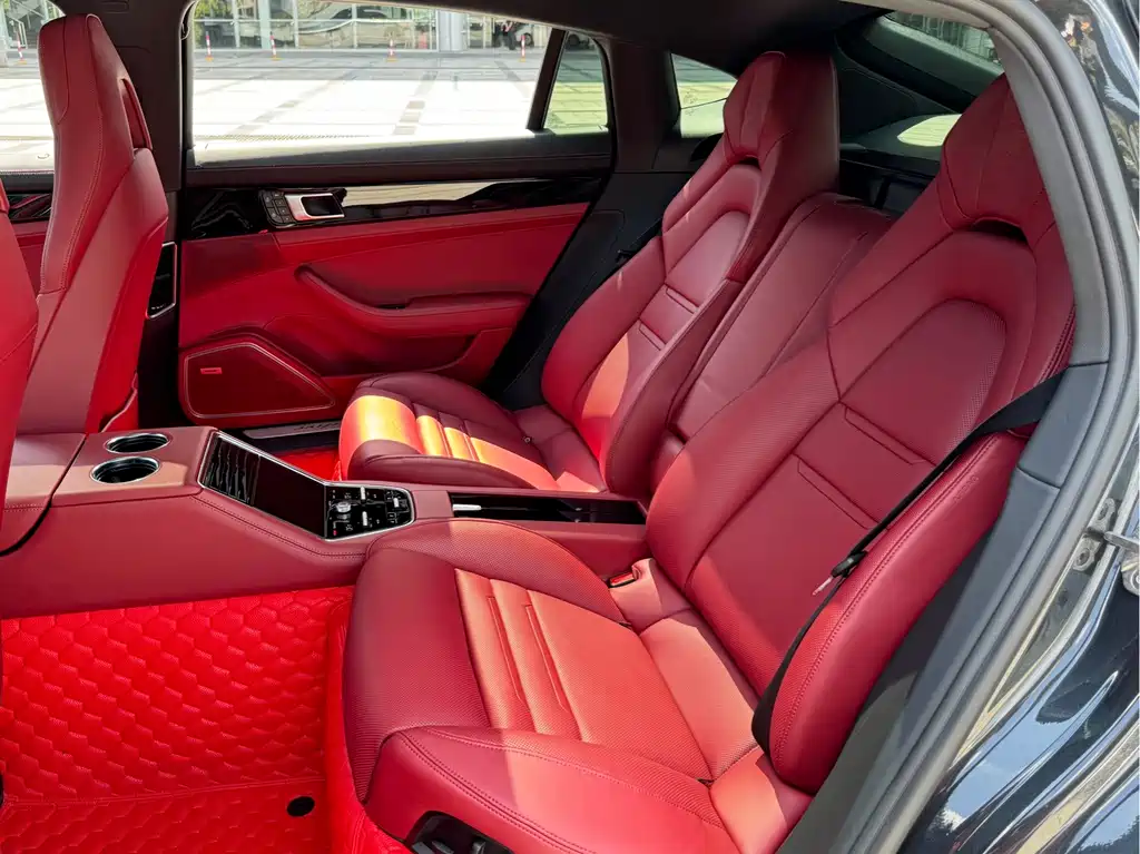 Porsche Panamera — миниатюра 8