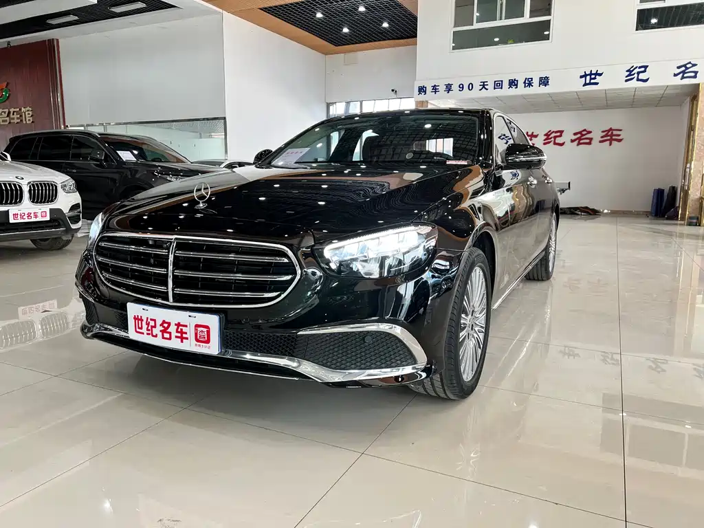 Mercedes-Benz E-Class 2022
