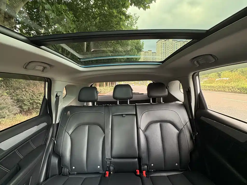 Roewe RX5 — миниатюра 21