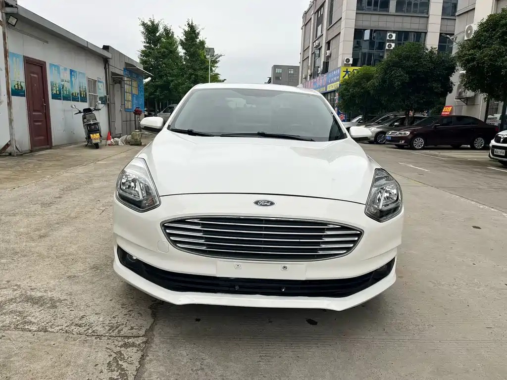 Ford Escort — миниатюра 2