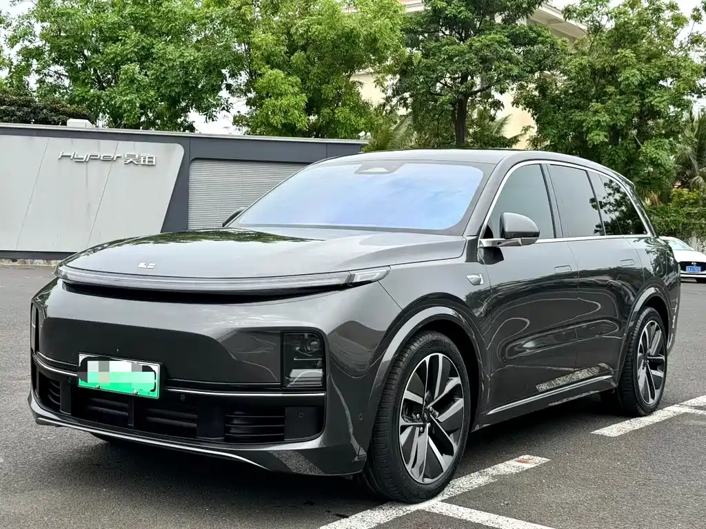 Li Auto Li L8 2023